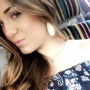 Meet your Posher, Sadie